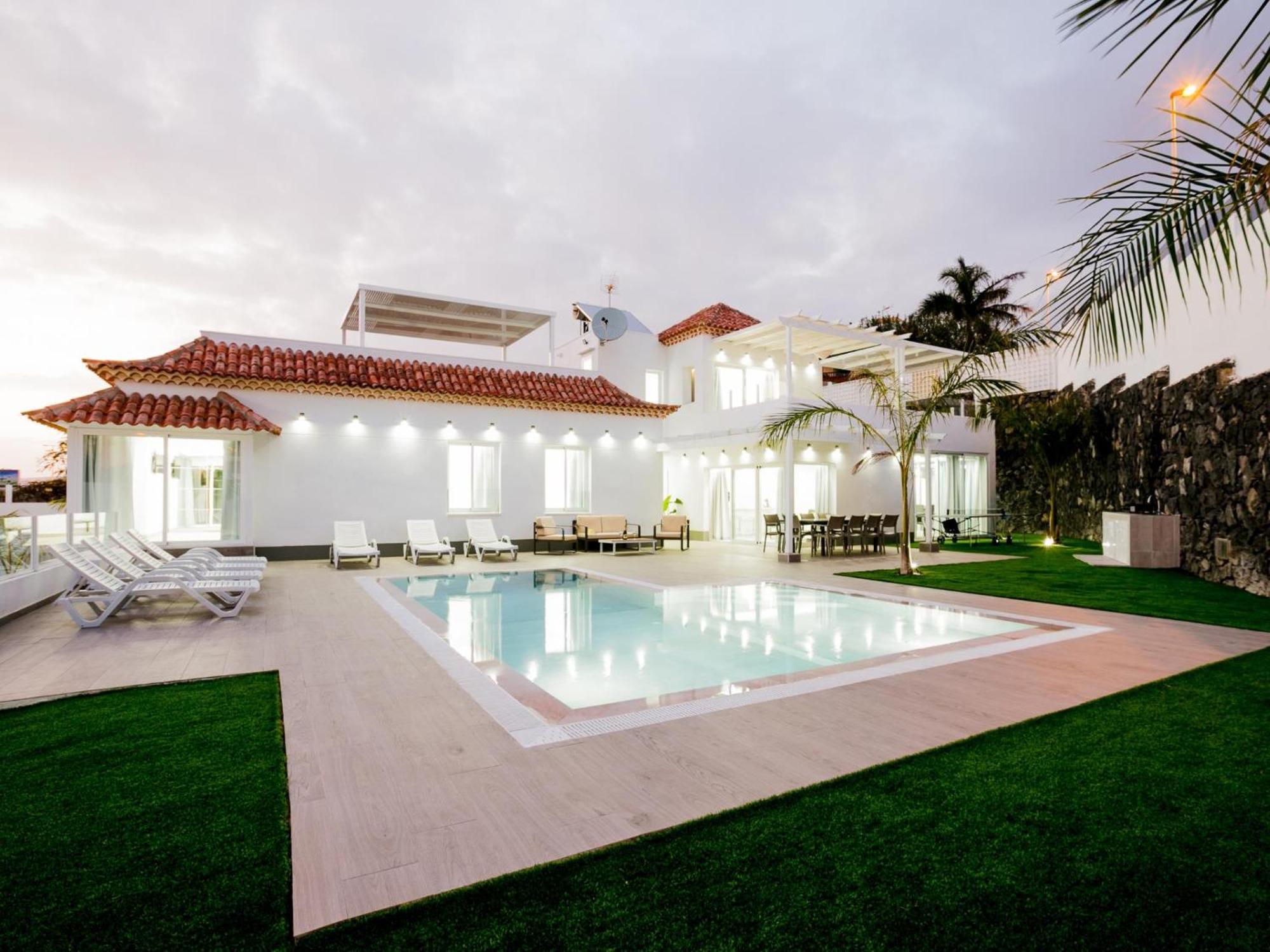 Villa Elite: Your Private Haven Of Prestige Costa Adeje  Bagian luar foto