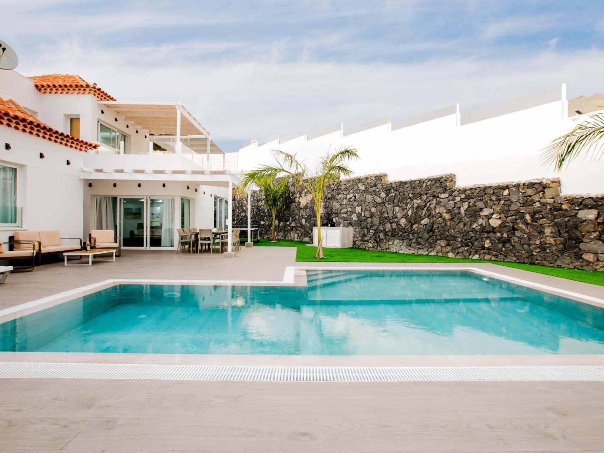 Villa Elite: Your Private Haven Of Prestige Costa Adeje  Bagian luar foto