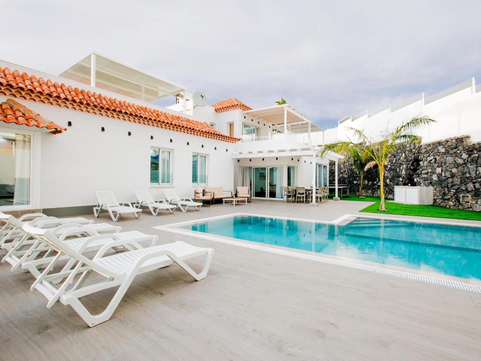 Villa Elite: Your Private Haven Of Prestige Costa Adeje  Bagian luar foto